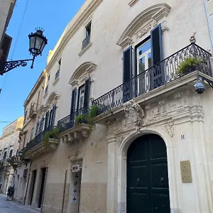 Palazzo Rollo Bed & Breakfast