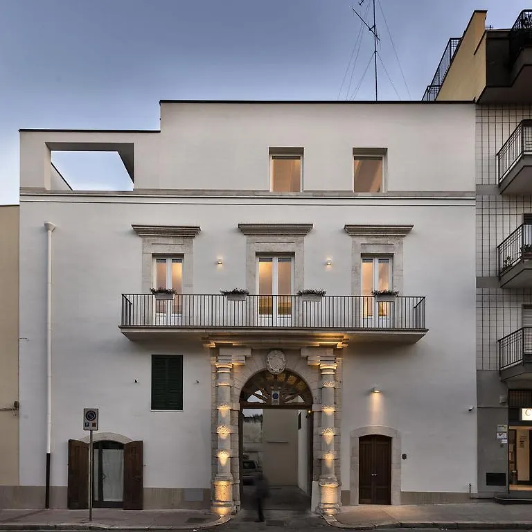 Bed And Breakfast T57 Bitonto 2*,  Italië